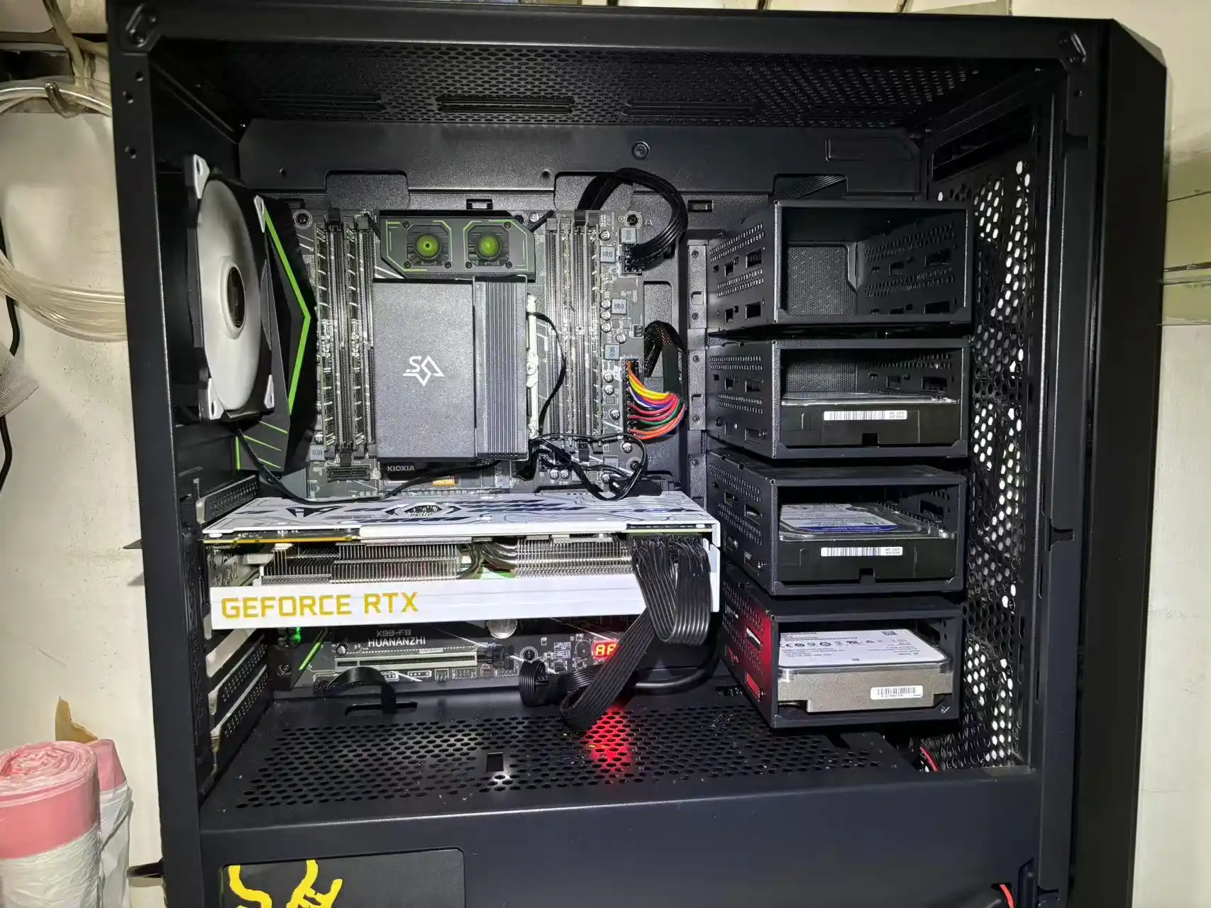 NVIDIA RTX 2080 Ti 显卡